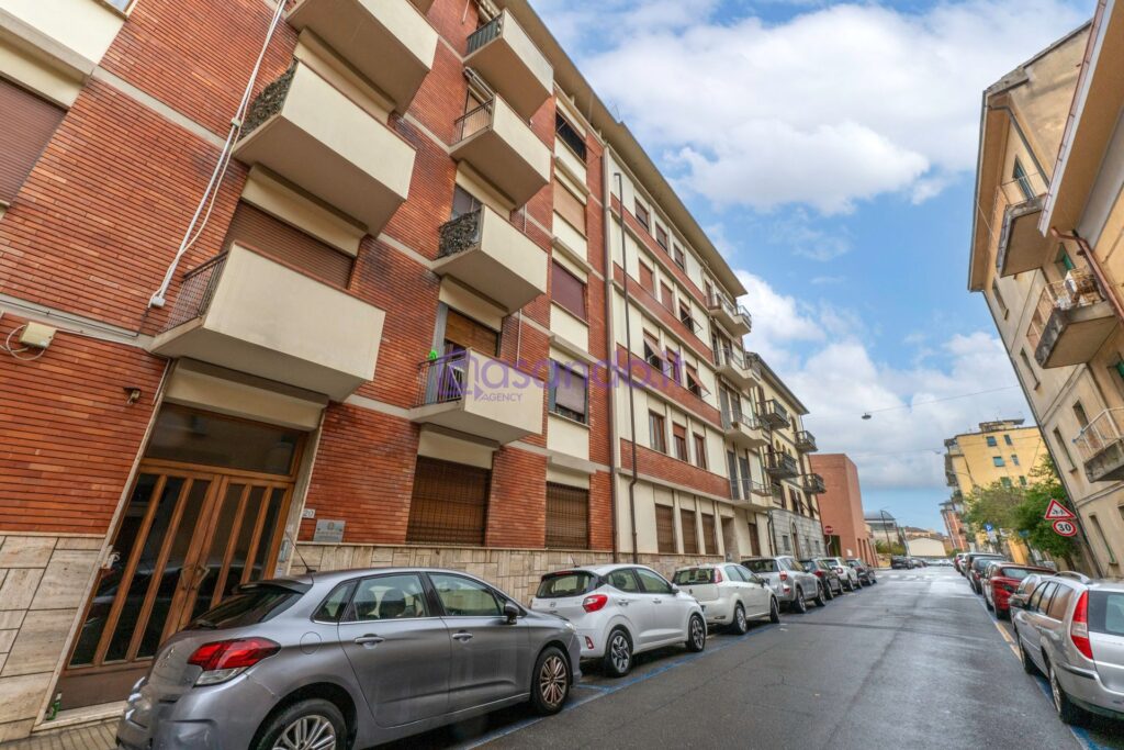 Appartamento 5 vani in vendita a Pisa-Stazione con garage